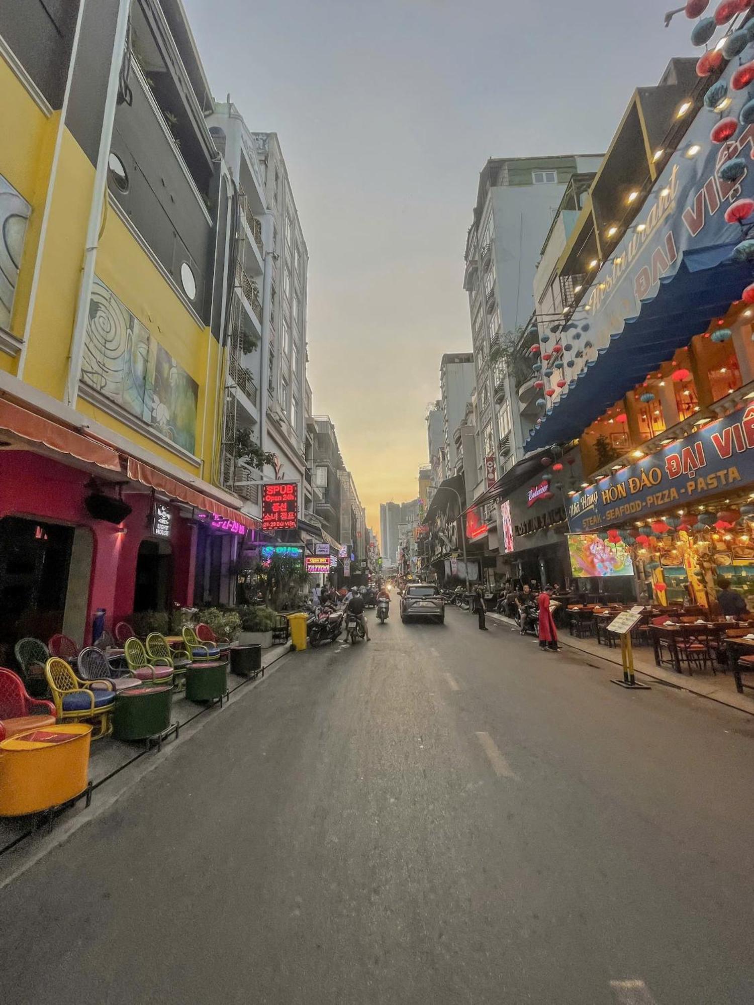 Nha 4brs 5wc Bui Vien Quan 1 Villa Ho Chi Minh City